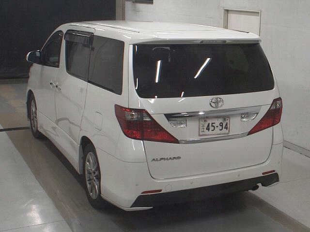 TOYOTA ALPHARD 2010