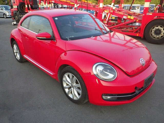 VOLKSWAGEN THE BEETLE 2015