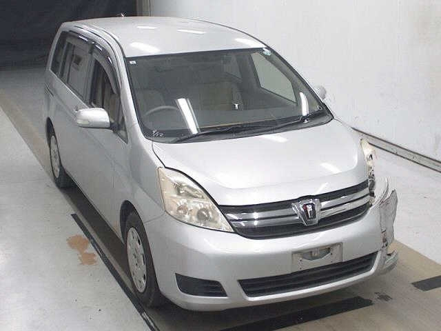 TOYOTA ISIS 2012