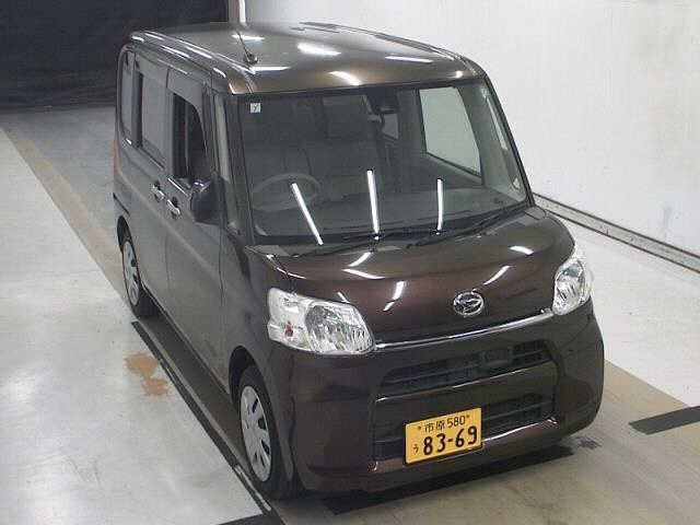 DAIHATSU TANTO 2015