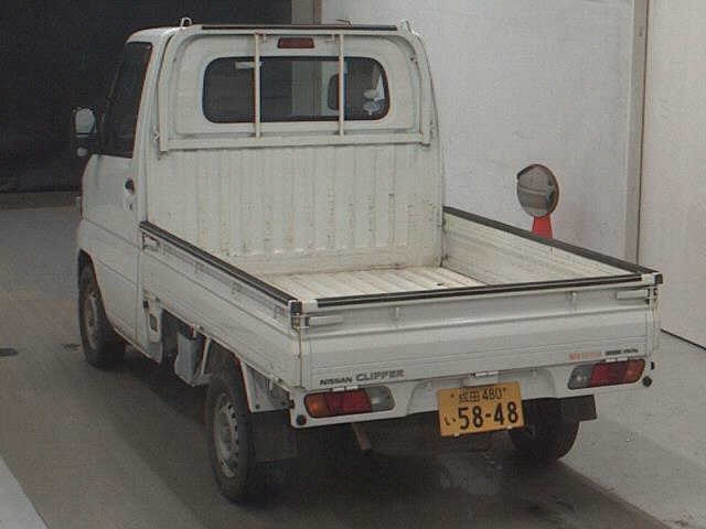 NISSAN CLIPPER TRUCK 2011