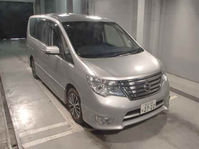NISSAN SERENA 2015