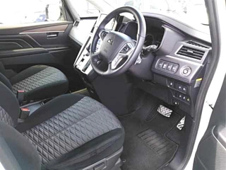 MITSUBISHI DELICA D5 2025
