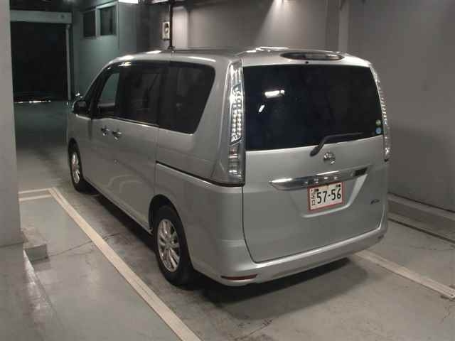 NISSAN SERENA 2015