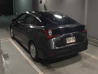 TOYOTA PRIUS 2019