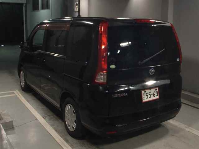 NISSAN SERENA 2010