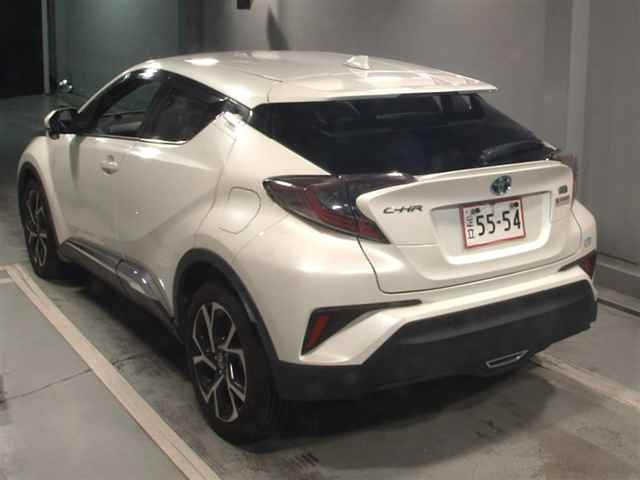 TOYOTA C-HR 2017