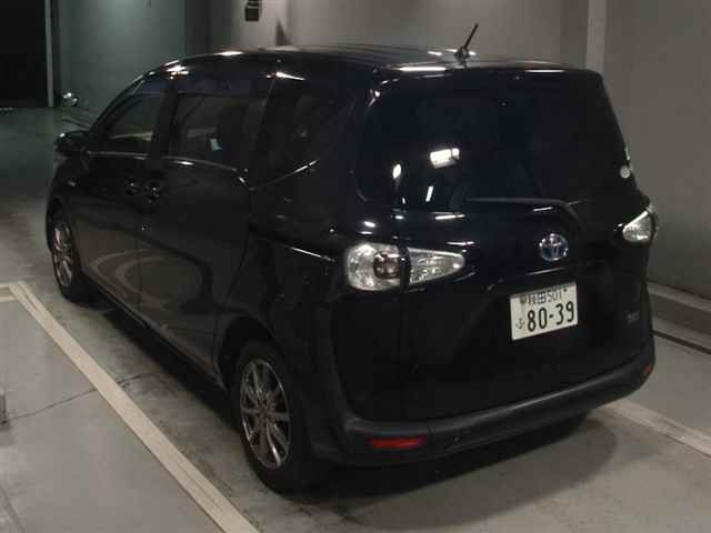 TOYOTA SIENTA 2017