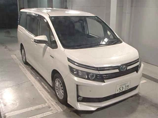 TOYOTA VOXY 2016