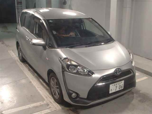 TOYOTA SIENTA 2016