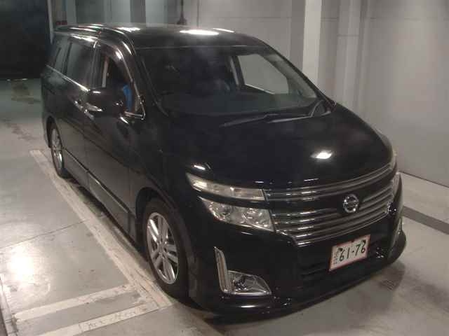 NISSAN ELGRAND 2010