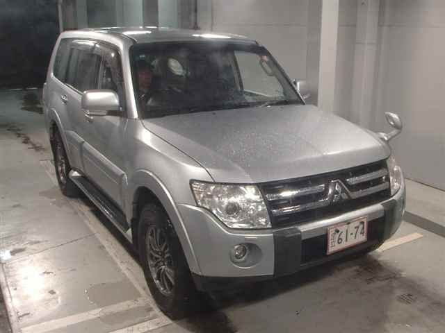 MITSUBISHI PAJERO 2008