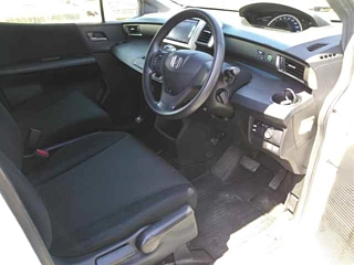HONDA FREED 2015