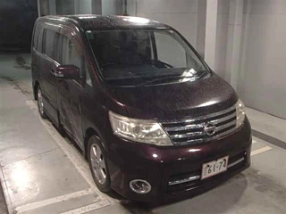 NISSAN SERENA 2010