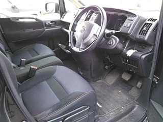 NISSAN SERENA 2010