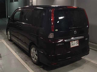 NISSAN SERENA 2010