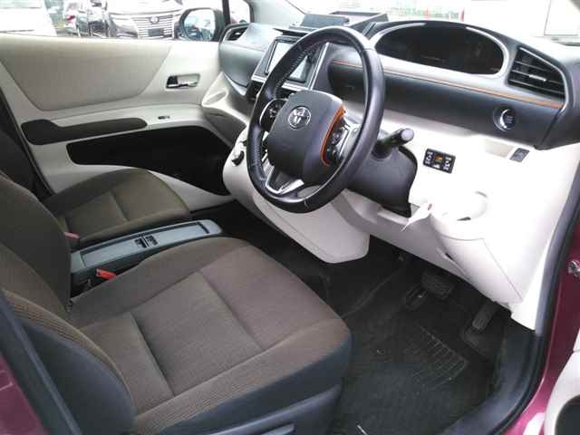 TOYOTA SIENTA 2016