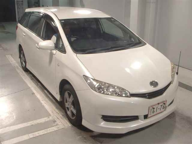 TOYOTA WISH 2009