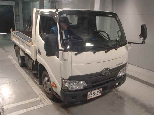 HINO DUTRO 2017