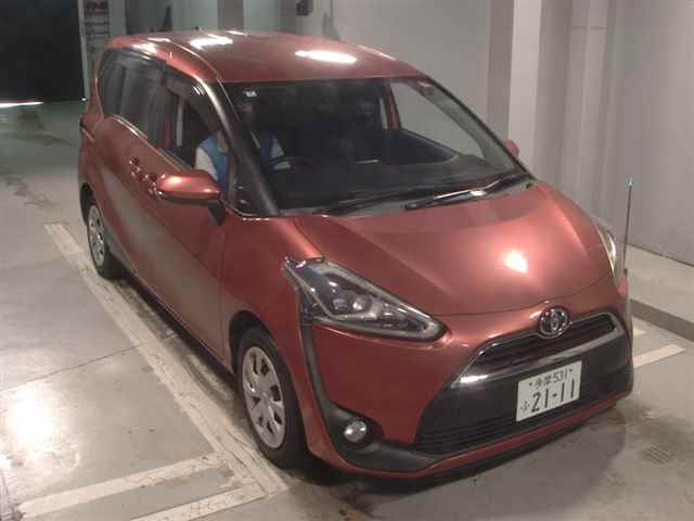 TOYOTA SIENTA 2016