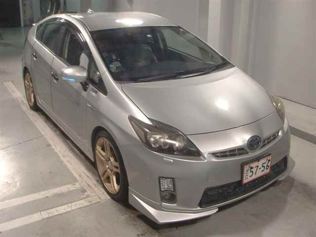TOYOTA PRIUS 2010