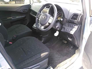 TOYOTA RACTIS 2012