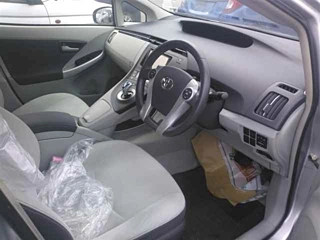 TOYOTA PRIUS 2011