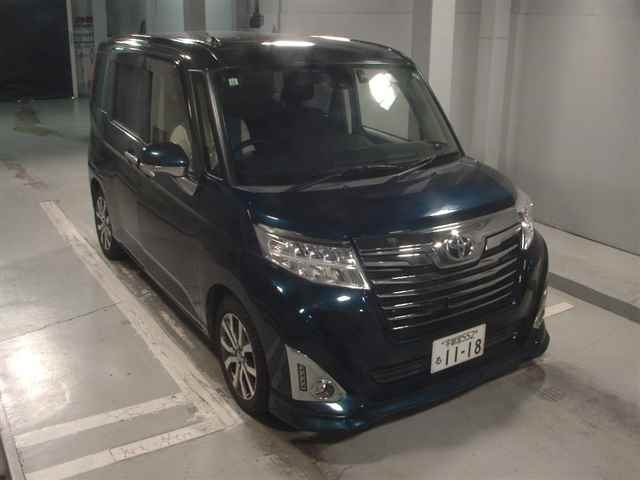 TOYOTA ROOMY 2017