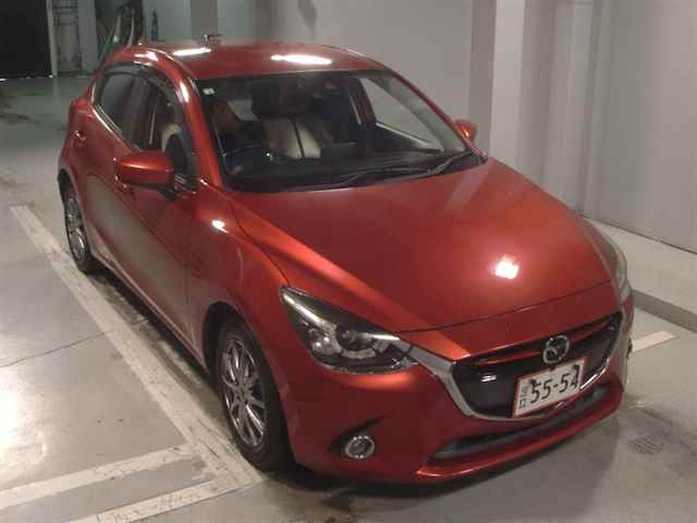 MAZDA DEMIO 2015