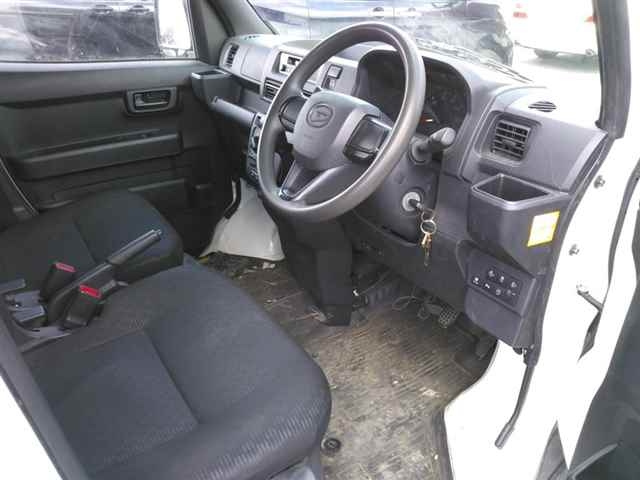 DAIHATSU HIJET VAN 2022