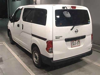 NISSAN NV200 2019