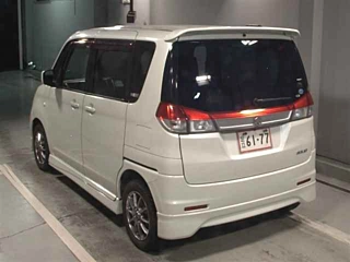 SUZUKI SOLIO 2013