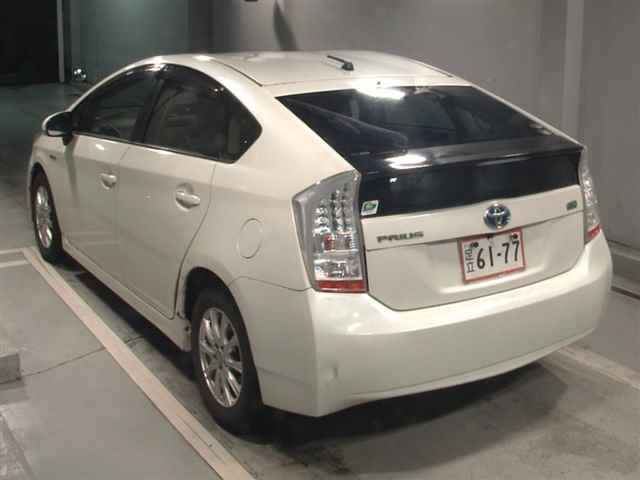 TOYOTA PRIUS 2010
