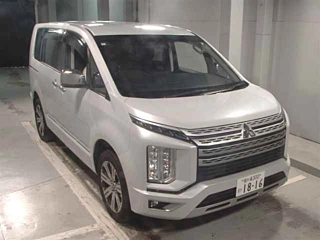 MITSUBISHI DELICA D5 2025