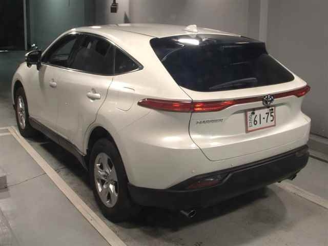 TOYOTA HARRIER 2022