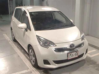 TOYOTA RACTIS 2014