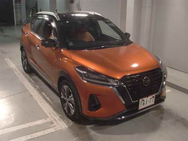 NISSAN KIX 2020