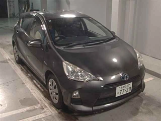 TOYOTA AQUA 2014