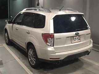 SUBARU FORESTER 2011