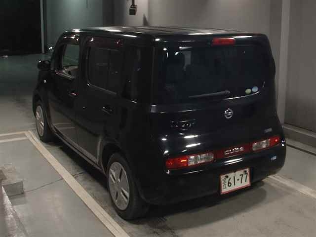 NISSAN CUBE 2010