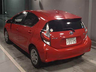 TOYOTA AQUA 2018