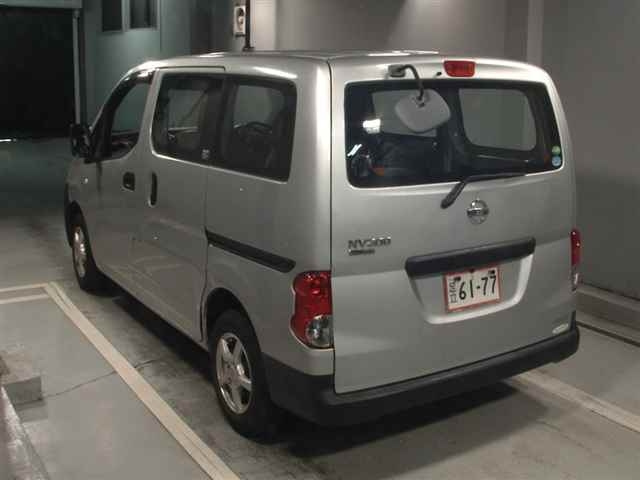 NISSAN NV200 2014