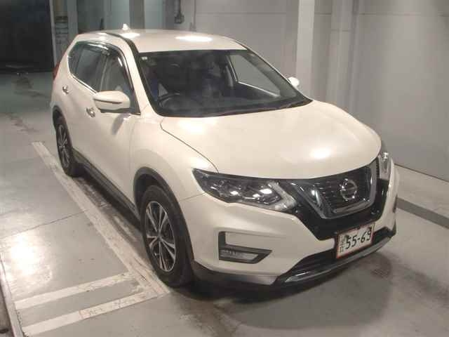 NISSAN X-TRAIL 2019