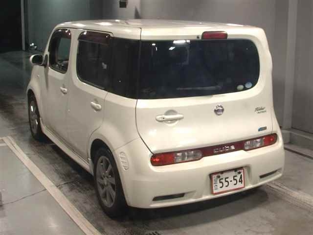 NISSAN CUBE 2010