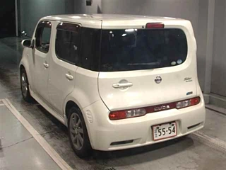 NISSAN CUBE 2010
