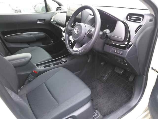TOYOTA AQUA 2023