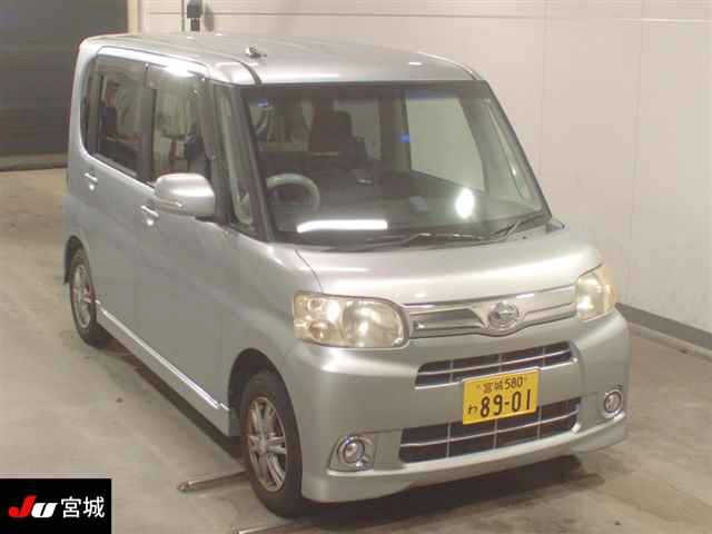 DAIHATSU TANTO 2013