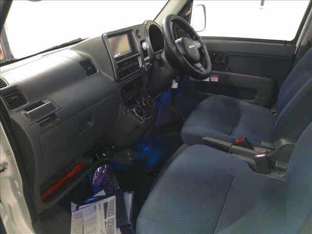 DAIHATSU HIJET VAN 2012