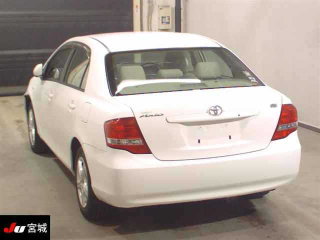 TOYOTA COROLLA AXIO 2010
