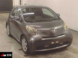 TOYOTA IQ 2010